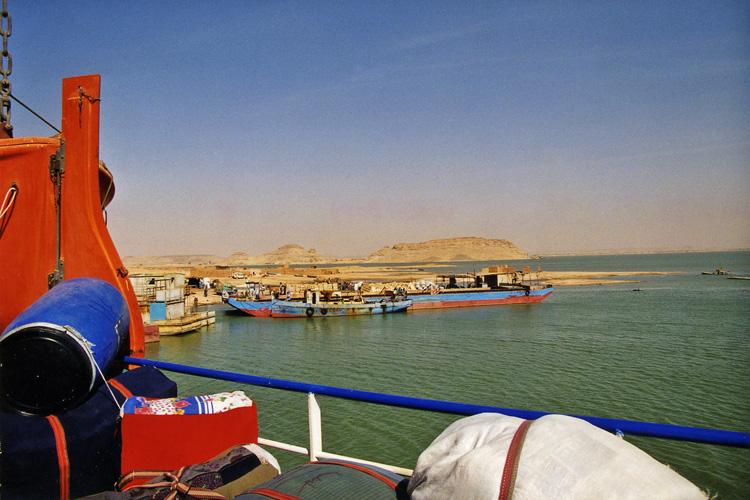 Soudan, arrivée du ferry à Wadi Halfa