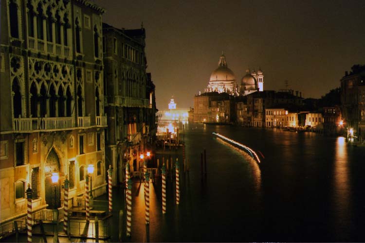 Venise, le grand canal de nuit