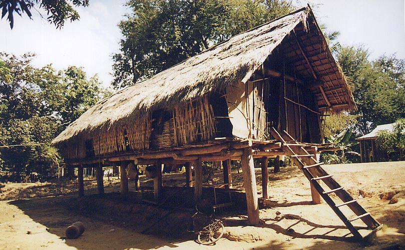 Ban Don, habitation