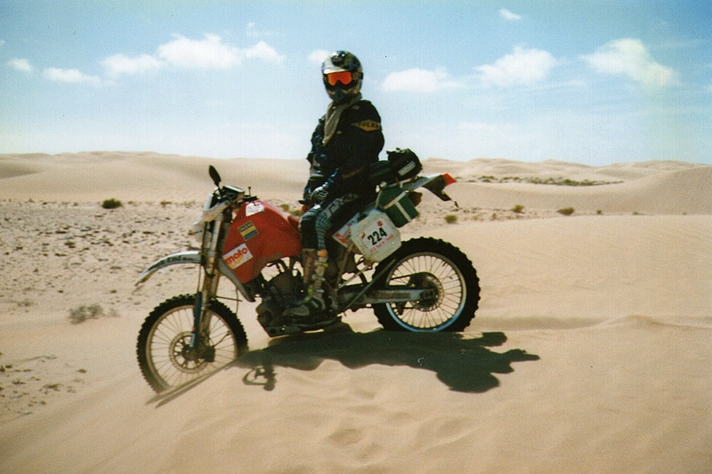 Raid de l'Amitié 1997 - Maroc, Husqvarna 360WR, cordon de dunettes.