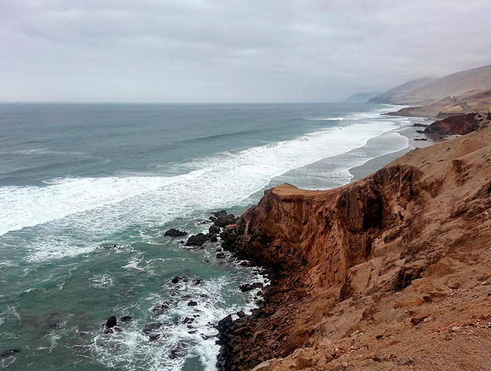 Les vagues du Pacifique, sur les côtes du Pérou entre Camana et Apico - 2014