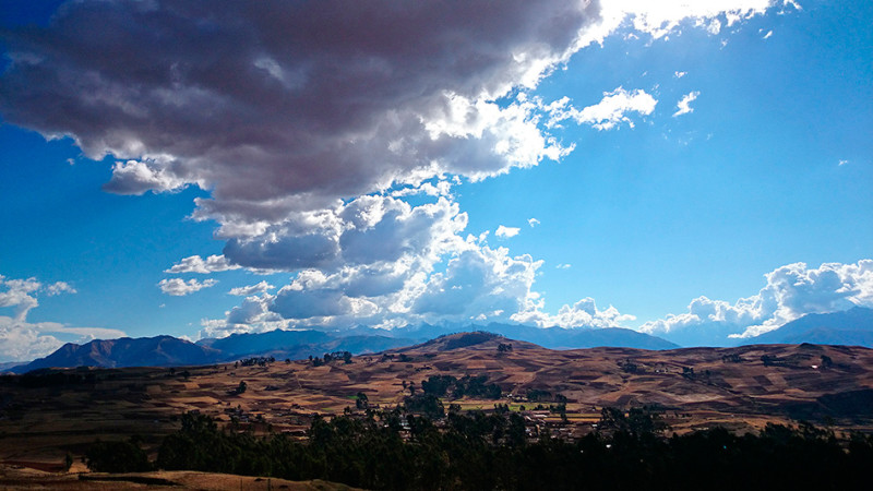 Paysage Andin aux environs de Chinchero, Pérou - 2014
