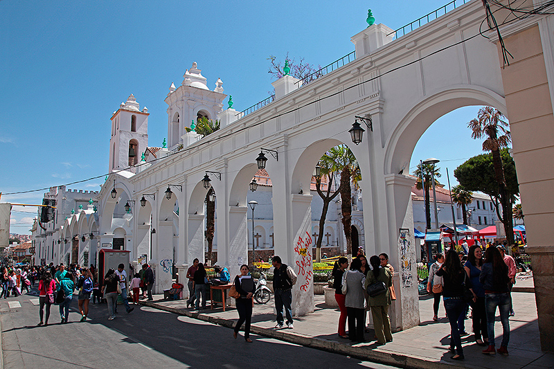 Les arcades de la calle San Alberto, Sucre, Bolivie - 2014