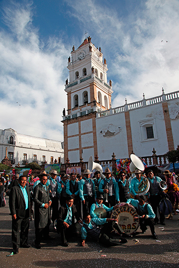La fanfare au grand complet, Sucre, Bolivie - 2014
