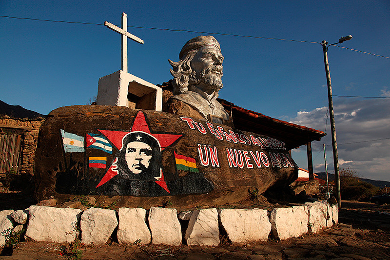 Monument à la mémoire de Che Guevara, La Higuera, Bolivie - 2014