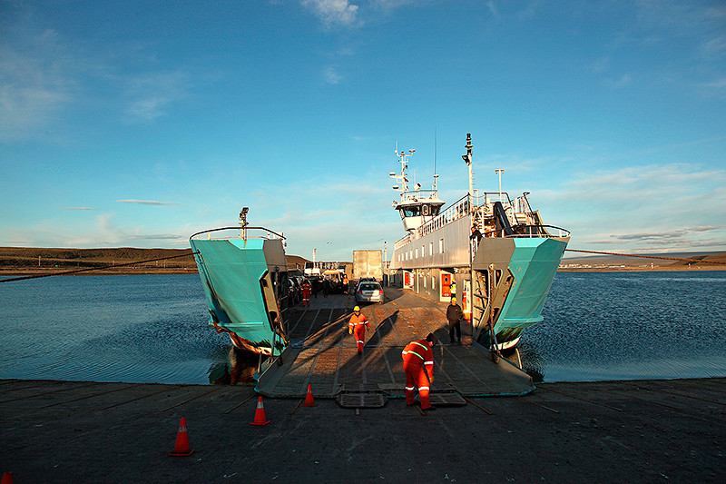 Porvenir, le ferry pour Puntas Arenas, Terre de Feu, Chili - 2014