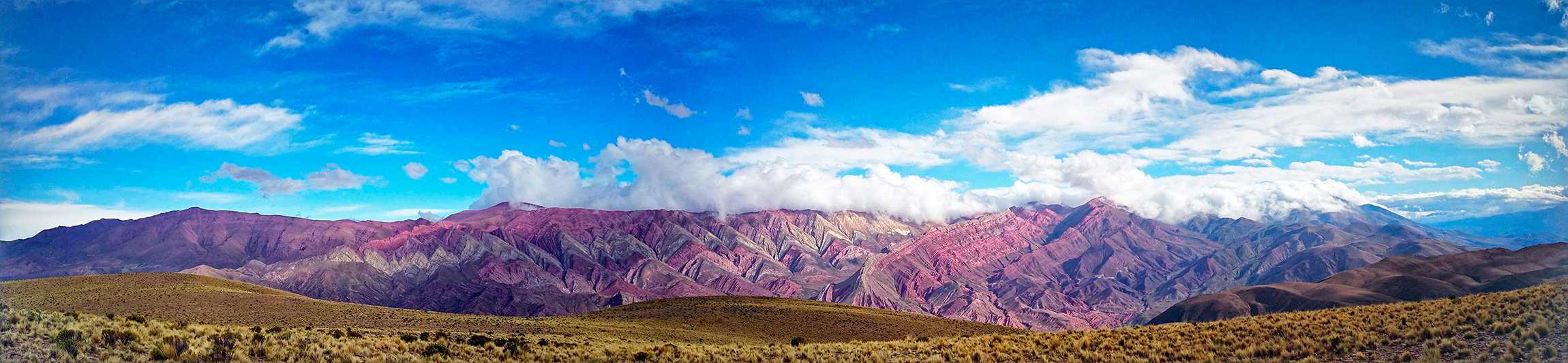 Vue panoramique du "mirador del Hornocal", Humahuaca, Argentine - 2014