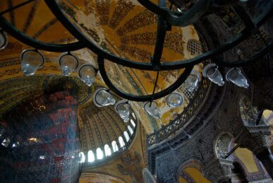 Intérieur de la basilique Sainte Sophie, Istanbul, Turquie - 2009