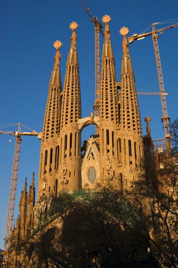 Sagrada Familia, les tours en construction, Barcelone - 2007