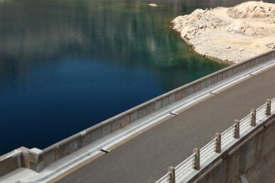 Barrage du lac de Cap de Long, massif de Néouvielle, Pyrénées - 2017