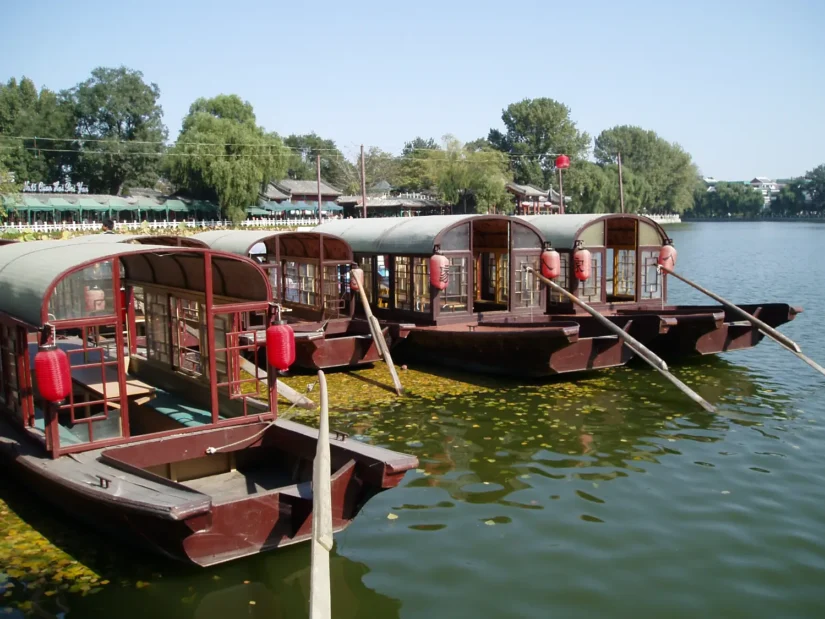 Sur les bords du lac de Quianhai, Pékin, Chine - 2005